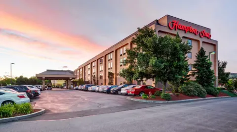 Hampton Inn