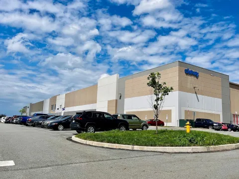 Chewy Warehouse
